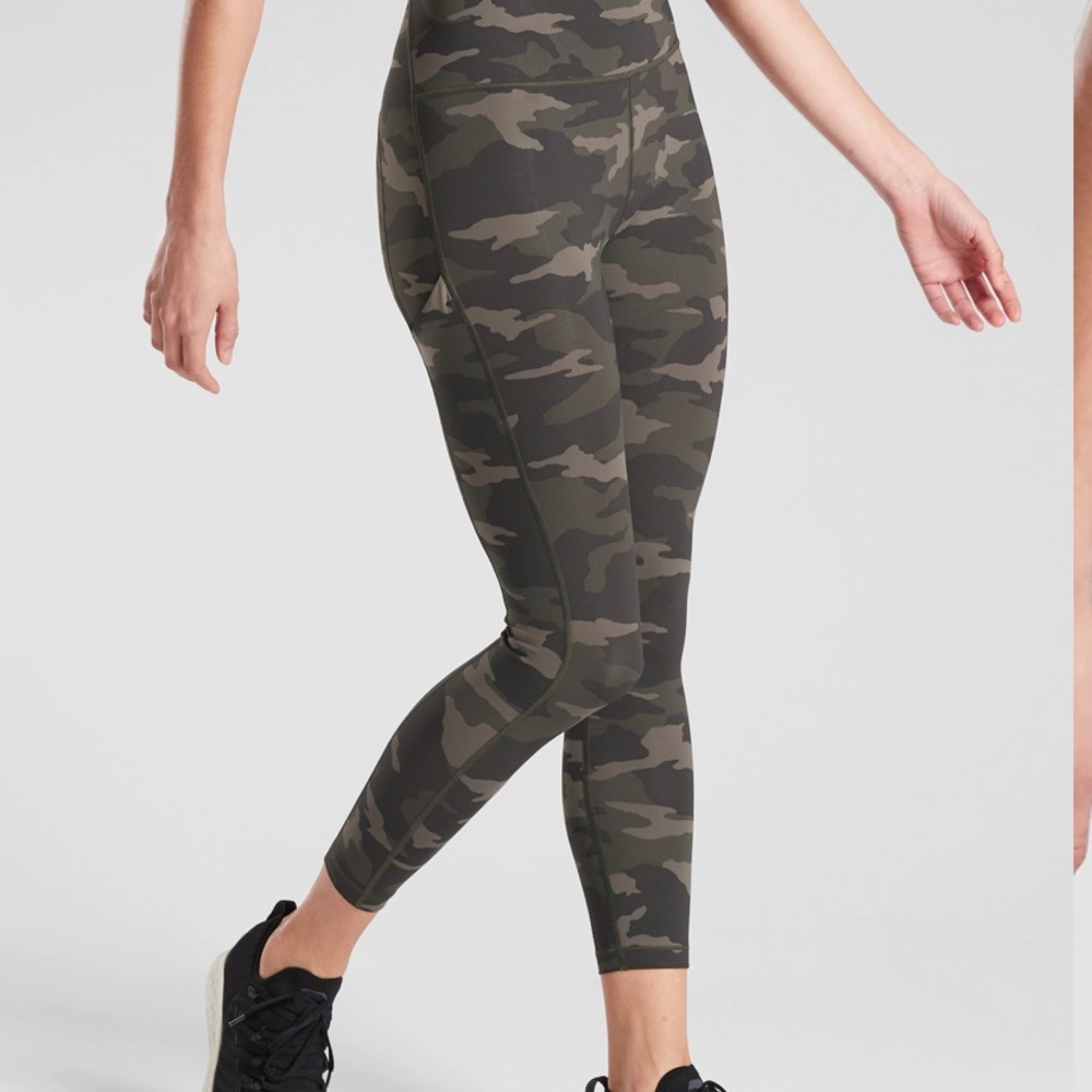 Athleta ultimate stash pocket leggings